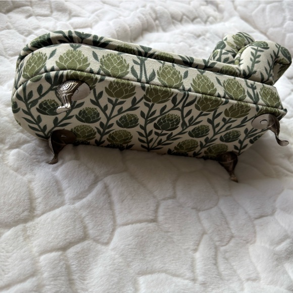 Jewelry Box Green Floral Patterned Chaise Lounge - Picture 5 of 12